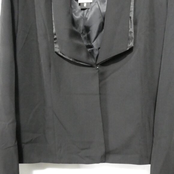 PRETTYLITTLETHING - Plus | 20 | Black Blazer | Single Hook Fastened | NWT - Picture 7 of 14